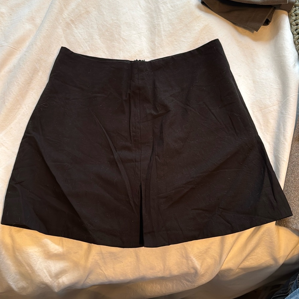 Charcoal brand Black skirt. Never worn. Size 6